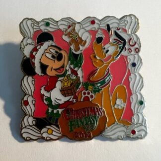 TDL Mickey Mouse Pluto Christmas Fantasy 2012 White Snow Frame Disney Pin (A4)