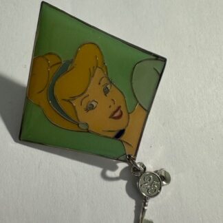 TDR - Cinderella - Grand Finale - Dream Goes On Finale - Silver Key Pin (E3)