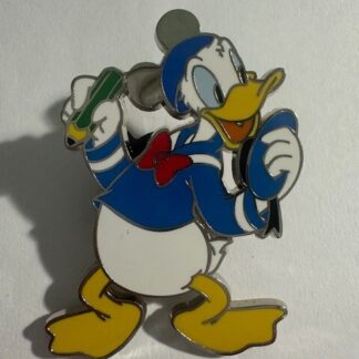 TDR Disneyland Tokyo Donald Duck Pin 25 Years (D6)