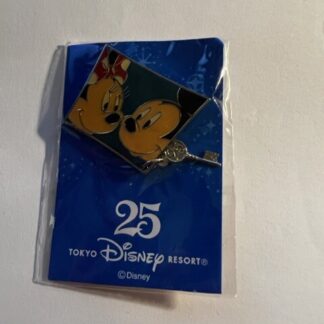 TDR Mickey & Minnie Mickey & Minnie’s Birthday Silver Key DangleDisney Pin (B)