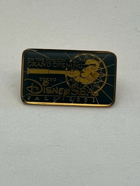 TDS Mickey Mouse On The Horizon Grand Opening Disney Pin (A2)