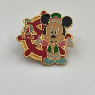 Tokyo Disneysea 5th Anniversary Game Prize Disney Pin (B4)