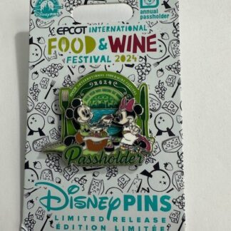 WDW Mickey Minnie Having A Picnic Epcot Food Wine Festival Pass Disney Pin (B)