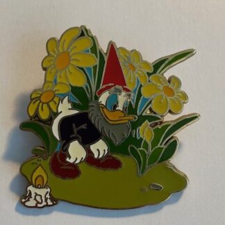 WDW Spotlight Garden Gnome Donald Duck Disney Pin LE (B2)