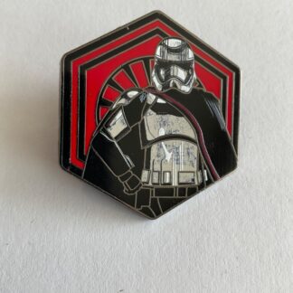 Captain Phasma Disney Pin STAR WARS Dark Side Starter Pin 2025 F4