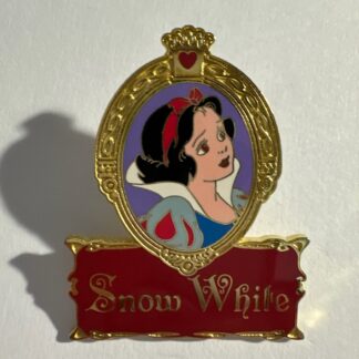 DLR - Snow White - Princess Portrait 2001 Disney Pin G1