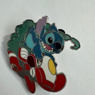 Deluxe Pin Red Lanyard Starter Set Stitch Riding Spaceship Only Disney Pin (C5)
