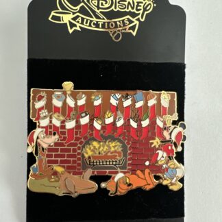 Disney Auctions Holiday Fireplace Stockings Mickey Pluto Goofy Donald LE 100 (B)