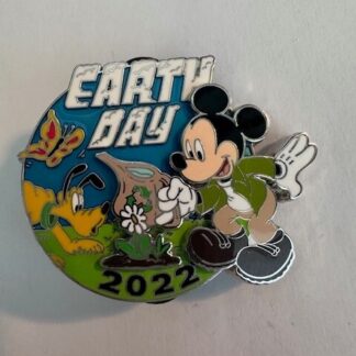 Disney Parks Earth Day 2022 Mickey Mouse Pluto Pin (D8)