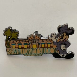 Disney Pin Mickey Mouse Walt Disney Studio Store (B4)