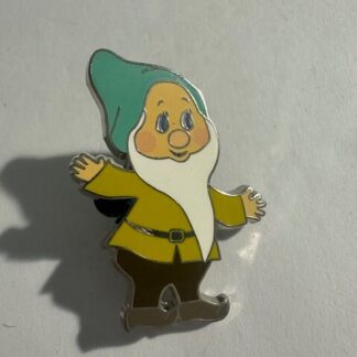 HKDL Hidden Mickey Game Snow White Seven Dwarfs Bashful Disney Pin (D4)