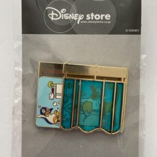 JDS Disney Japan Donald Duck In the Bath & The Penguin Slider Curtain Pin HTF