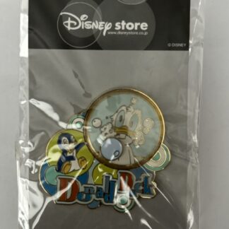 JDS Donald Duck & Penguin 3D Bubble Bubble Bath LE Disney Pin (B)