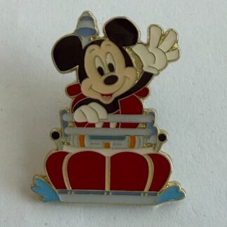 Japan Mickey Riding Aquatopia  Happiness Everywhere Mystery 2021 Disney Pin A9
