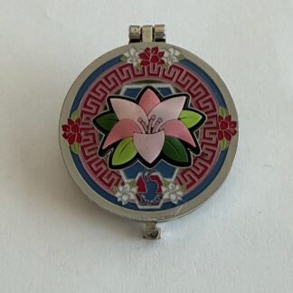 Loungefly Mulan Cri-Kee Magnolia Princess Compact Mirror 2024 Disney Pin A9