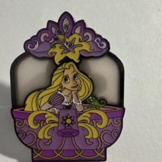 Loungefly - Rapunzel and Pascal - Princess Sidekick Dome Disney Pin C3