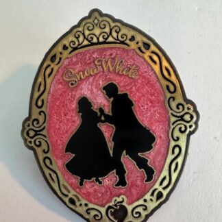 Monogram Snow White  Antique Princess Locket  LE 350  Disney Pin (D3)
