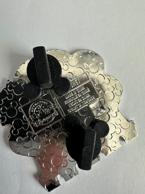 Princess Ariel Little Mermaid Holding Flower Pin OE 2024 Disney Pin B9 - Image 3