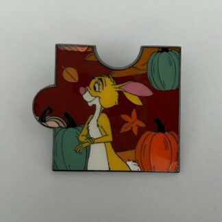 Smiling Rabbit Pooh and Friends Pumpkin Patch Loungefly 2025 Disney Pin H6