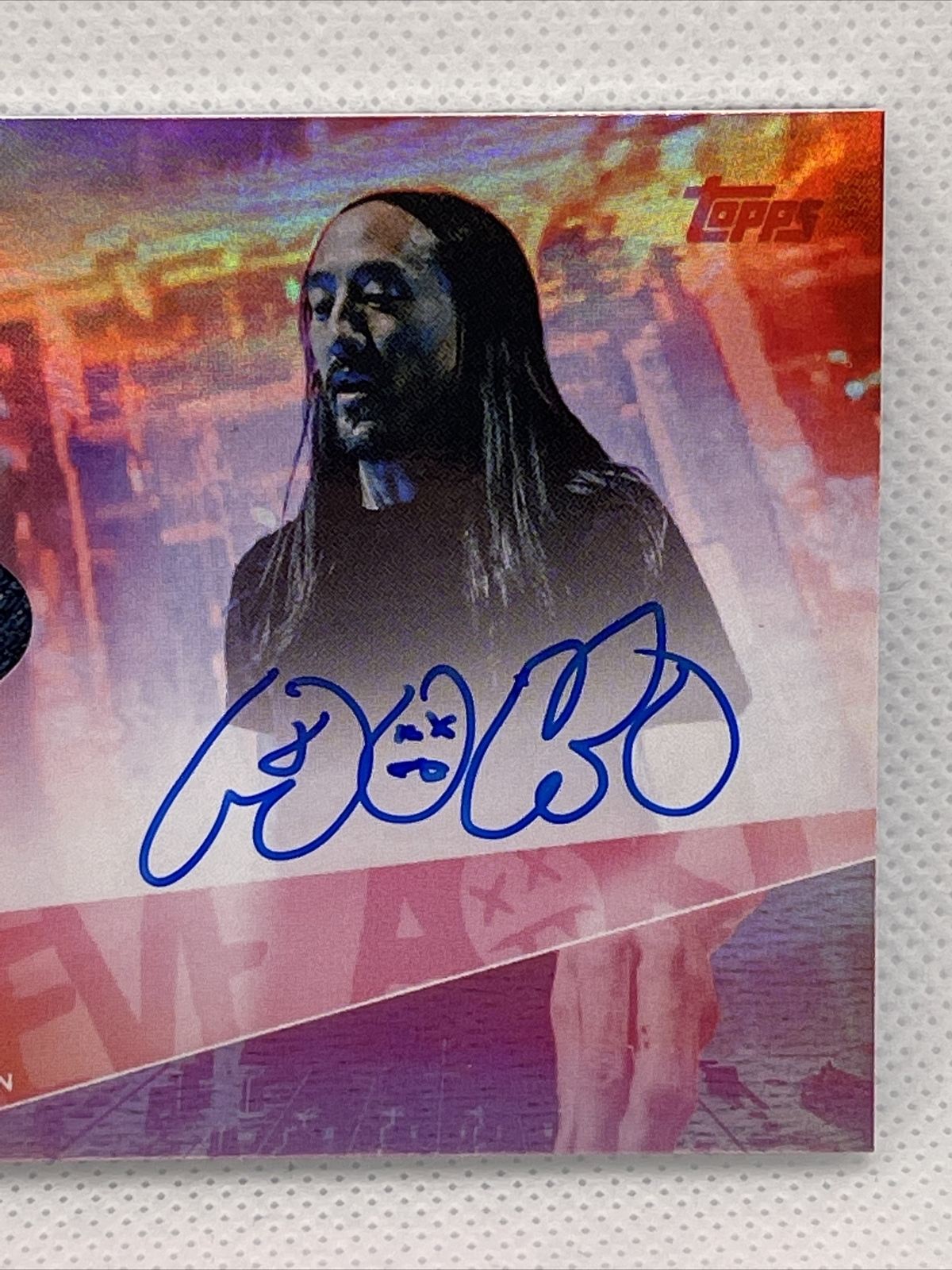 Steve Aoki Topps Autograph Auto Relic Jeans Pink 134/150 Wave 1 - Image 4