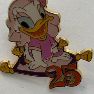 Tokyo Disney Sea 2008 Summer Game Prize Daisy Flying Carpet Disney Pin (C6)