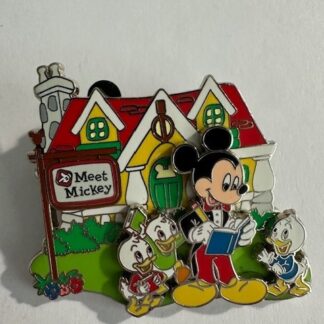 DL Mickey and Nephews Streets Have Character Mickeys Festival 2007 Disney Pin F2