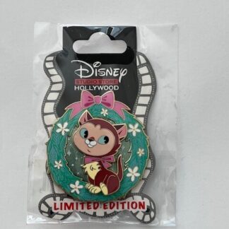 DSSH Dinah Holiday Cat Wreath Alice In Wonderland LE 400 Disney Pin (B)