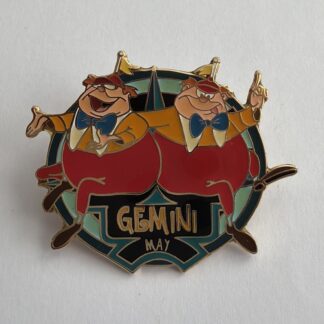 Disney Pin of the Month Zodiac Gemini May The Twins Tweedle Dee & Dum E7