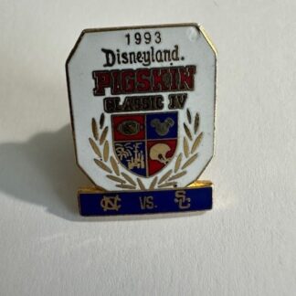 Disneyland Pigskin Classic IV 1993 Disney Pin C0