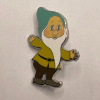 HKDL Karibuni Marketplace Game Seven Dwarfs bashful Disney Pin LE (B1)