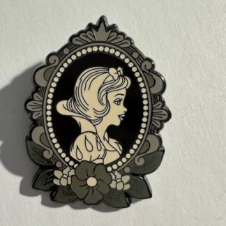 Loungefly Disney Princess Cameo Mystery Pin - Snow White (E3)