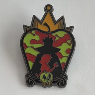 Loungefly Disney Villains Silhouette Glows Pin SNOW WHITE EVIL QUEEN H4