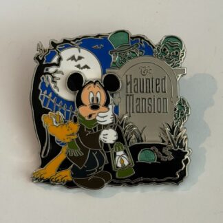 Mickey Mouse Caretaker Hitch Hiking Ghost Haunted Mansion 2013 Disney Pin H0