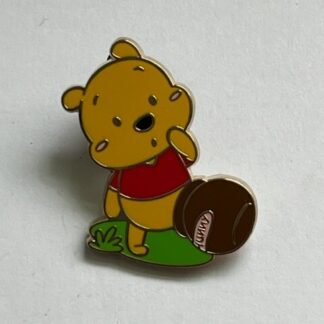 Pooh Honey Pot on Foot Pin Disney Pin Winnie the Pooh (C4)