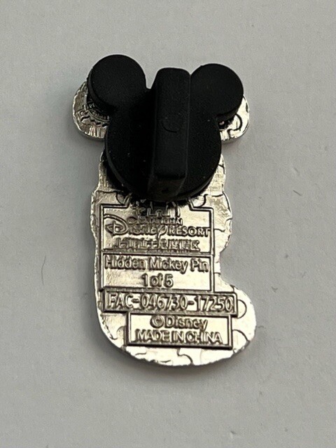 SDR Hidden Mickey Christmas Stockings Mickey Glitter Winking Disney Pin (A1) - Image 3