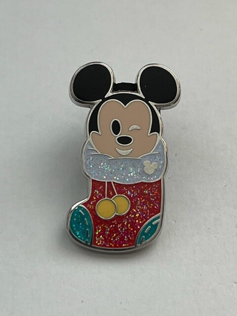 SDR Hidden Mickey Christmas Stockings Mickey Glitter Winking Disney Pin (A1)