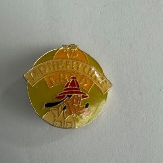 VTG Walt Disney Goofy Dog Red Hat Adventure Land Enamel Pin (E7)