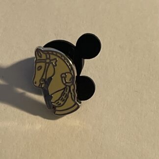 WDW Tiny Kingdom Series 3 Haunted Mansion Knight Chess Piece LR Disney Pin B8