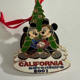 DCA - Mickey & Minnie Christmas Tree 2001 Light Up Retired Disney Pin (E7)