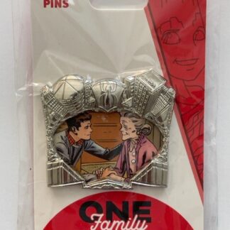 DL Spiderman Family Portrait Frame One Family Marvel LE 500 Disney Pin (B)