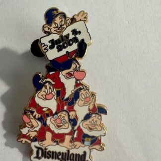 DLR - 4th of July 2004 - Seven Dwarfs Snow White LE Disney Pin A6