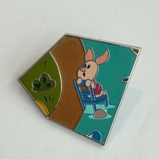 DLR Piglet Many Adventures of Winnie the Pooh Mystery Puzzle 2026 Disney Pin H9