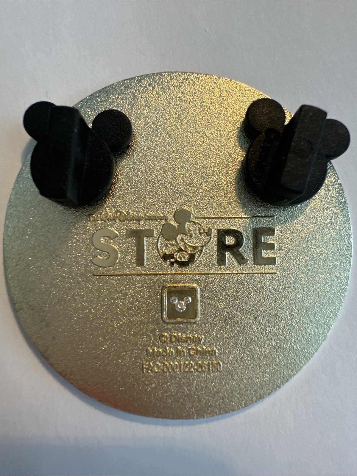 Disney D23 Expo Event 2026 DEC TWDC Epic Rivals Alice Cheshire Mystery Pin H2 - Image 2