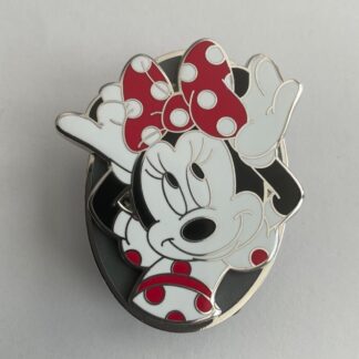 Disney Parks 3D Trading Pin Classic Minnie Mouse Posing with Bow F5