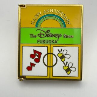 Disney Store FUKUOKA Happy Anniversary Winnie the Pooh Pin D9