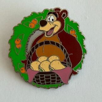 Humphrey with Toast Character Wreaths Treat Holiday 2024 Disney Pin A8