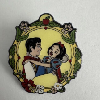 Loungefly  Disney Couples Snow White And Prince Florian Disney Pin E9