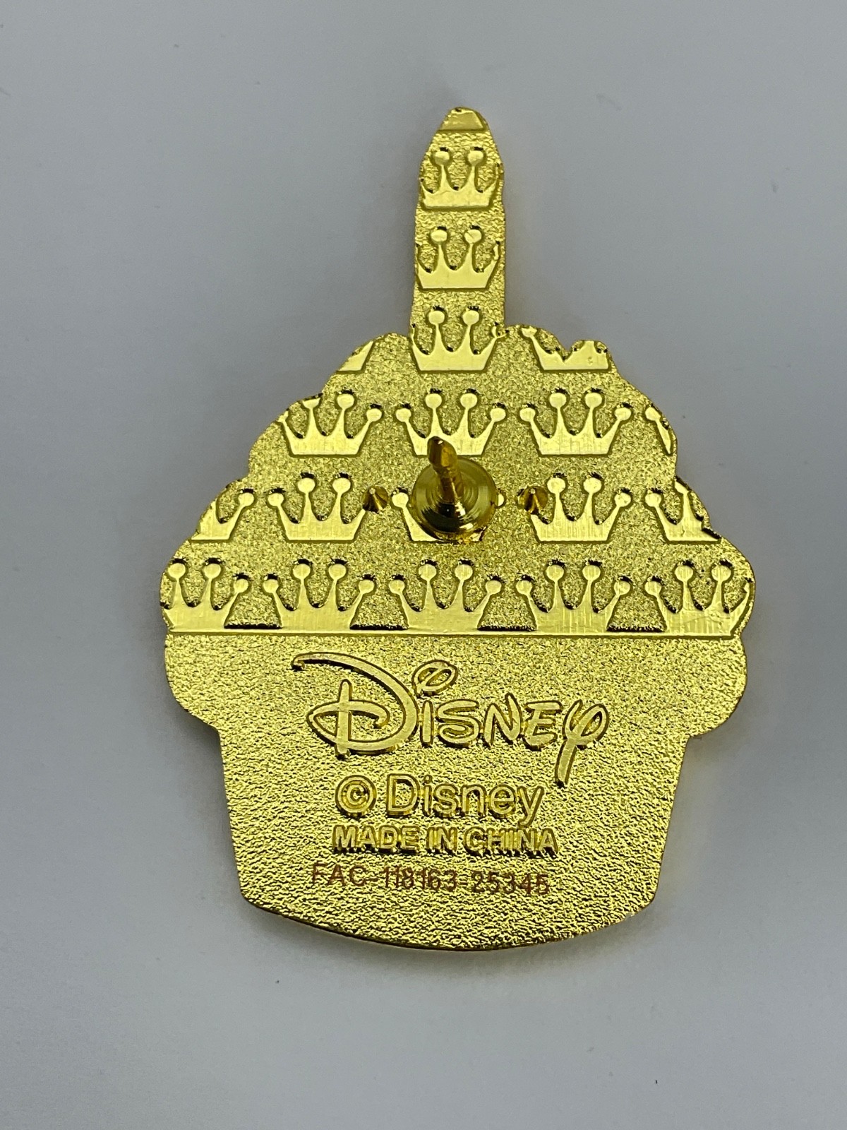 Loungefly Disney Cupcake Pin BoxLunch Exclusive Cheshire Cat H1 - Image 3
