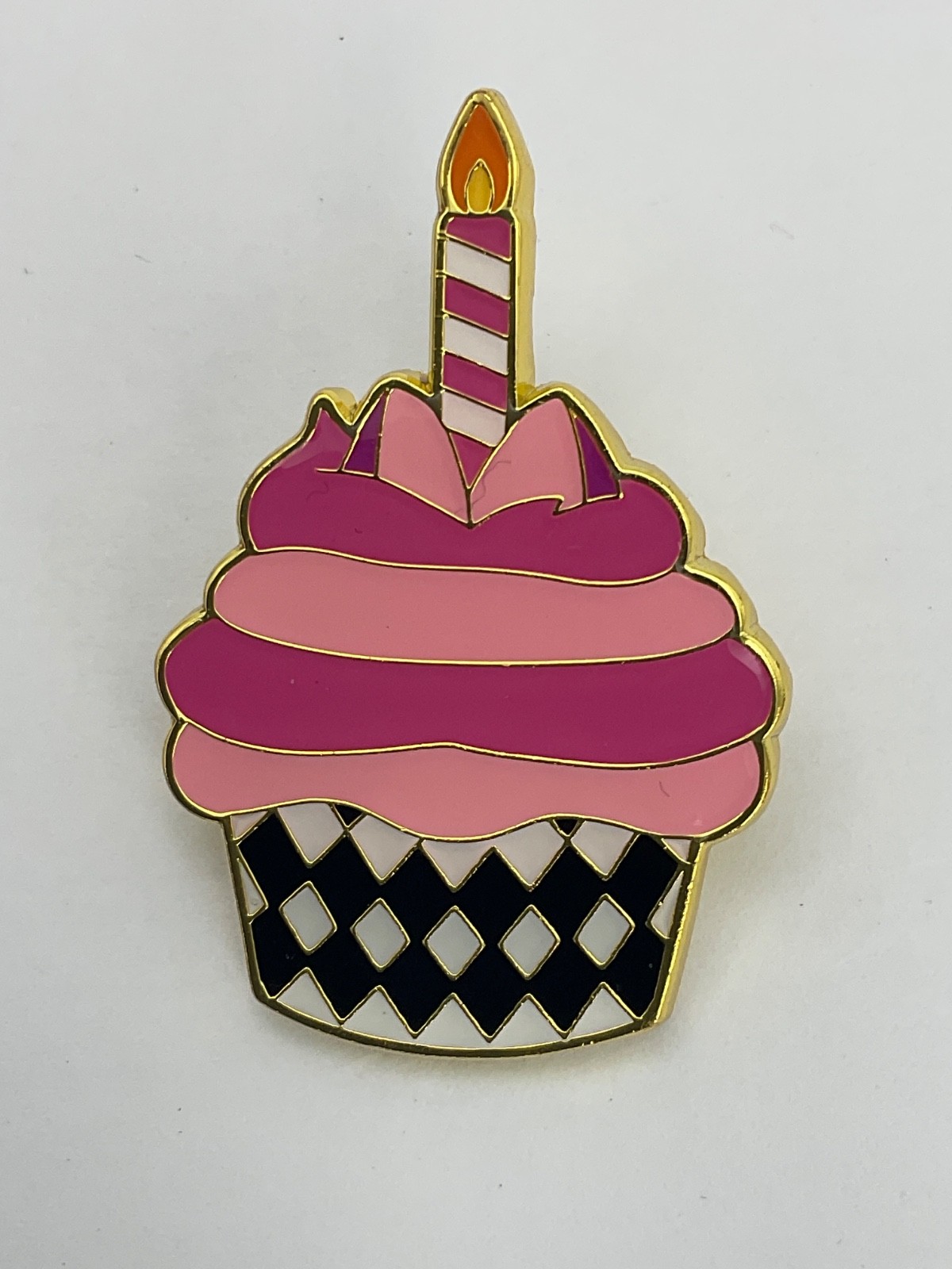 Loungefly Disney Cupcake Pin BoxLunch Exclusive Cheshire Cat H1