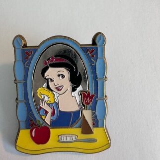 Loungefly Snow White Princess Vanity Mystery Disney Pin D6